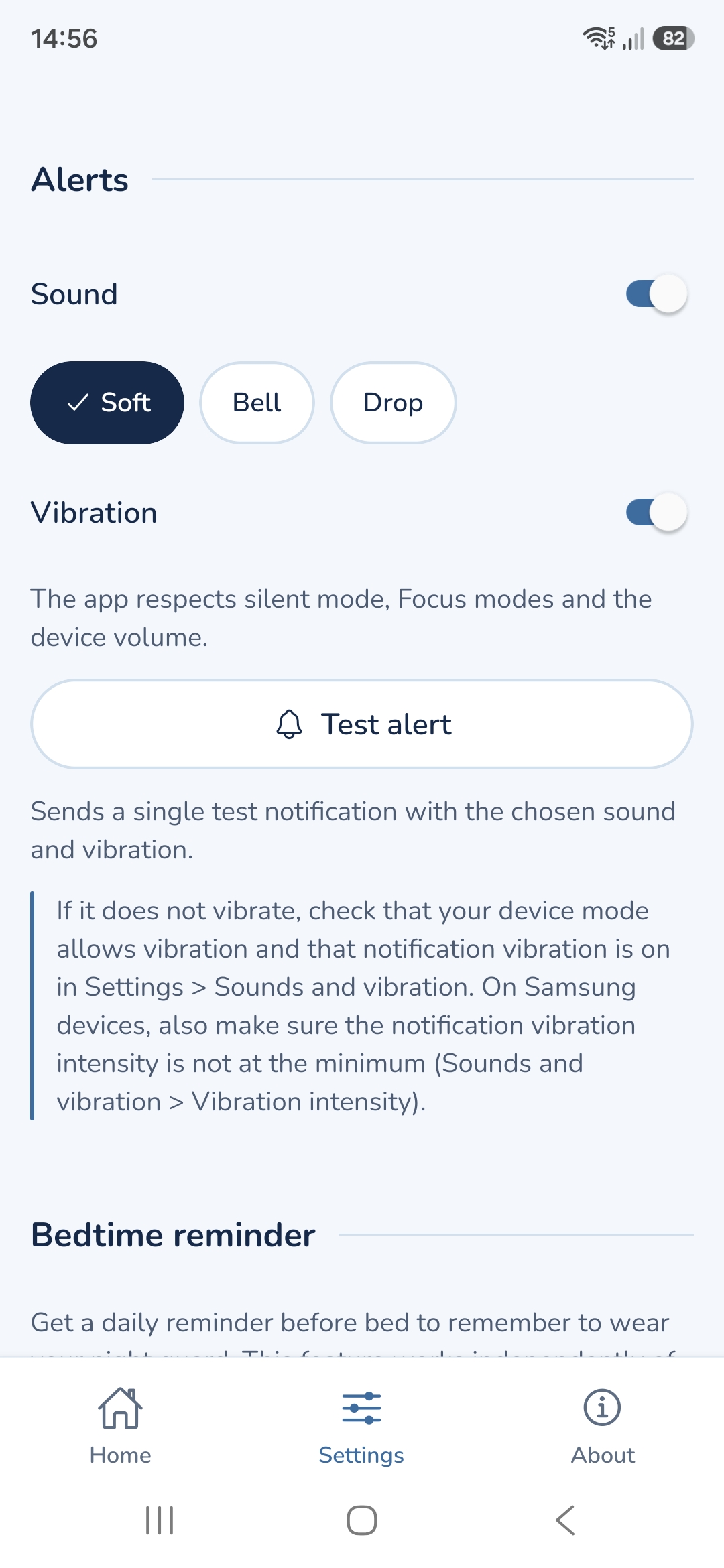 Alert settings, in the light theme: Soft sound selected, vibration on and a button to test the alert.